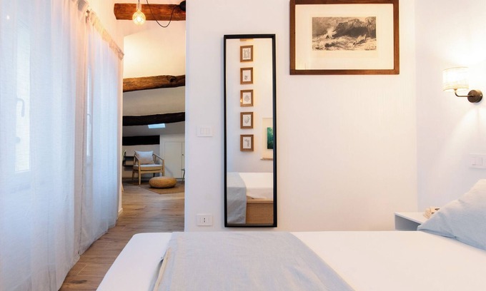 Masero Apartment | VERNAZZA - TIDDI, sunny and spacious suite-loft with terrace