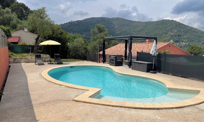 Drap Villa | Very cosy villa with swimming pool 20 minutes from Nice