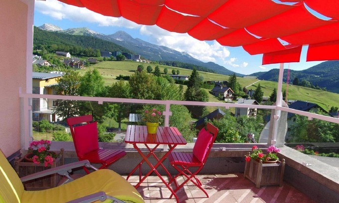 Villard-de-Lans Apartment | Very nice 4-star apartment in a quiet residence in Villard
