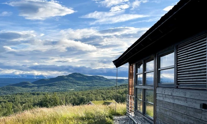 Al House | Veslestølen - Ålhytte with amazing view, 1000 meter