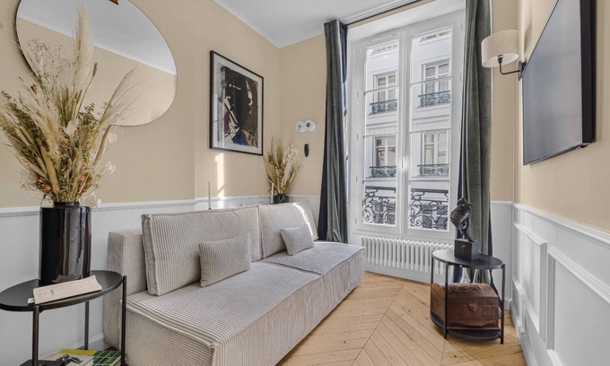 Quartier de la Folie-Mericourt Apartment | Vetiver, 1BR/1BA, 3 people