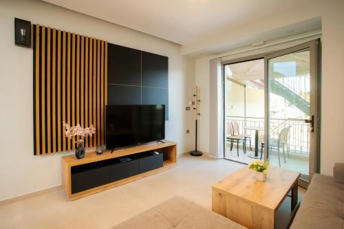 Yenion Apartment | View on Scorpios 2 - Ktena Accomodation