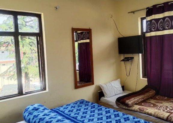 Dhanaulti House | VIJAY RAJ GUEST HOUSE