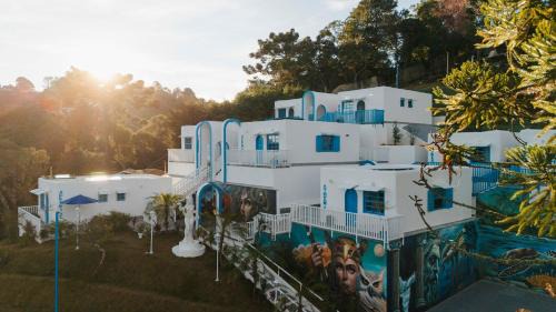 Recanto Araucaria House | vila grega hotel boutique