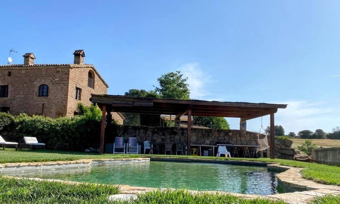 Aguilar de Segarra Villa | Vila-seca Vall d'Amunt, vine i desconnecta!