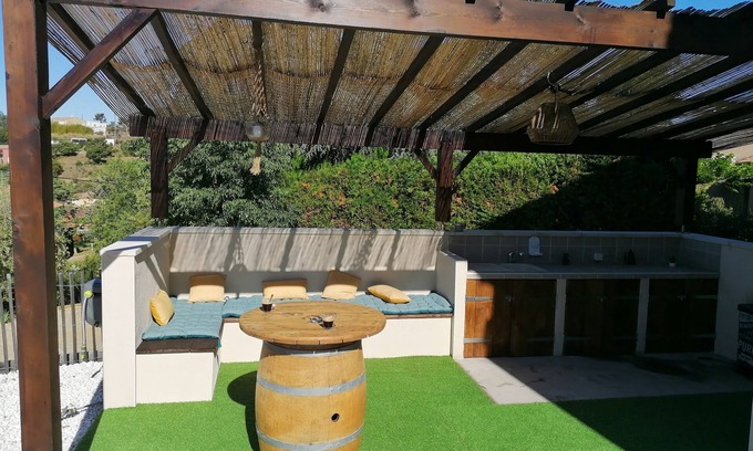 Laurens Villa | Villa 150m² with swimming pool, not overlooked, quiet
