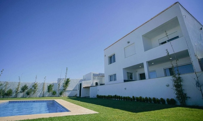 Al Bahraoyine Villa | Villa 2 - Tangier Sumptuous villa not overlooked