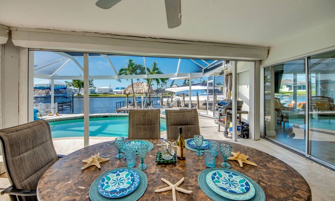 Caloosahatchee House | Villa 3 Pool, Tiki Hut, Sunsets! 157 reviews.