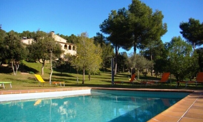 Regencos Villa | Villa 6 km from the beach surrounded by nature