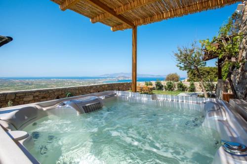 Naxos Town Apartment | Villa 7Days I Relax with Private Jacuzzi & SeaView