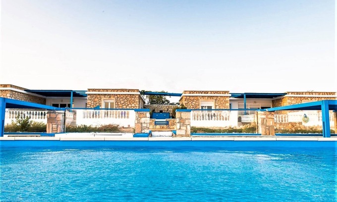 Afiartis Villa | Villa 80 mt from the sea with private pool