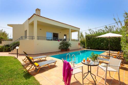 Maleme Villa | Villa Aggeliki by Villa Plus