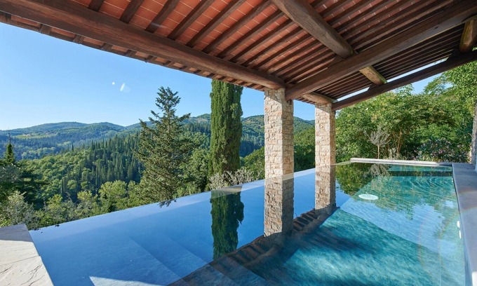 Gaiole in Chianti Villa | Villa Altho, Gaiole in Chianti, Siena and Chianti