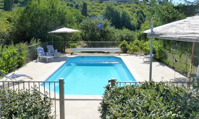 Reillanne Villa | Villa Amande: On Edge Of Historic Reillanne, Provence Alpes Côte D'Azur, France