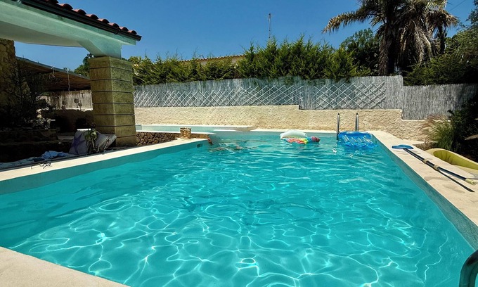 Syracuse Villa | Villa AnnaStella a Corner of Paradise with Pool, AC, WiFi, SmartTV/Netflix/Disney