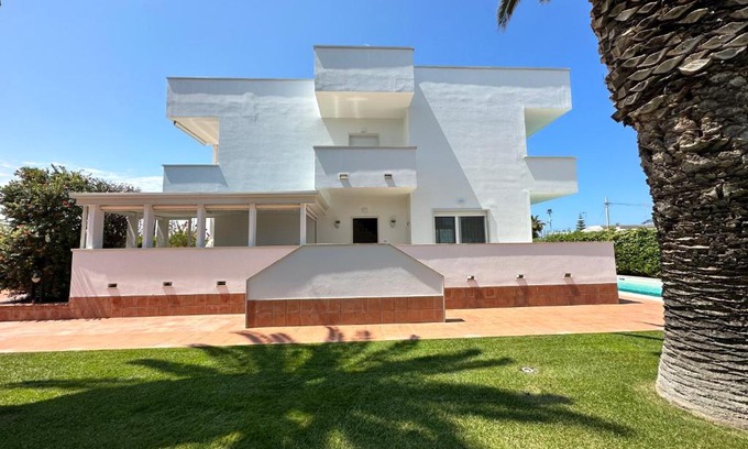 Municipio 1 Villa | Villa Antonia sul mare con piscina Torre a mare (Bari)