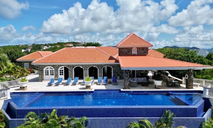 Gate Park Villa | Villa Atlantis - Luxury 6 Bedroom Villa with Outstanding View