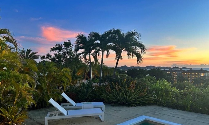 Dickenson Bay Villa | Villa Belvedere, 5 minutes walk to the beach, private pool and seaview