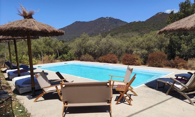 Santa Giulia House | Villa between sea, river and mountains, in a lovely wine-growing estate