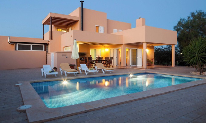 Sant Josep de sa Talaia Villa | Villa 'Ca Na Catalina' with Private Pool, Wi-Fi and Air Conditioning