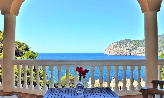 Camp de Mar Villa | Villa CA TOTHOM with Sea views Camp de Mar (Andratx) for 8 people (4 bedrooms) & private pool - Free Wifi