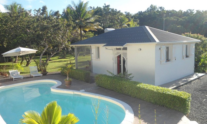 Petit-Canal Villa | VILLA "CAN'ELLE" Calm and authenticity