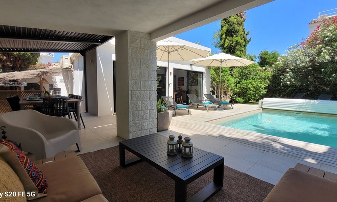 Altea Villa | VILLA Centre ALTEA, private swimming pool, next to Club Nautique, 4 minutes walk from the beach