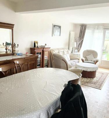 Les Templiers Villa | Villa charmante à Élancourt avec jardin privé