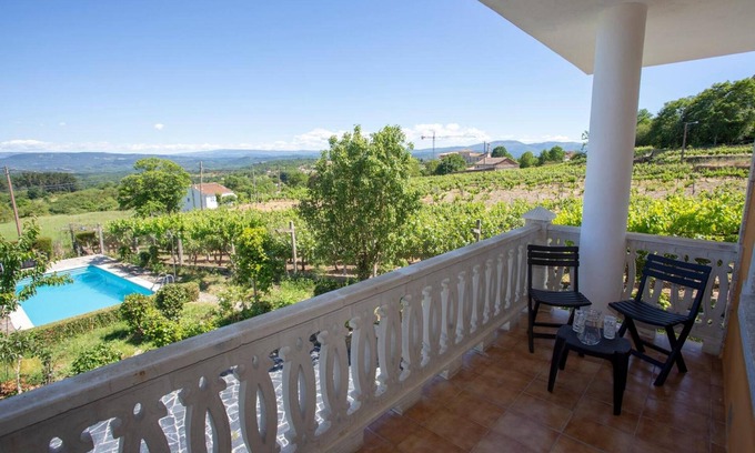 Panton Villa | Villa 'Con Piscina En Pantòn Ribeira' with Mountain View, Private Pool and Wi-Fi