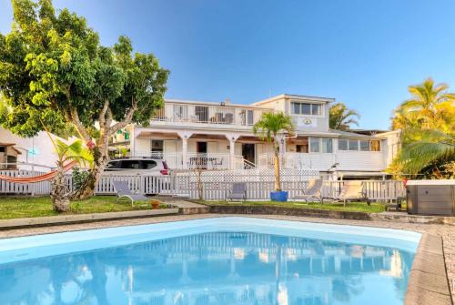 Petite-ÃŽle House | Villa Couleurs du Sud Sauvage