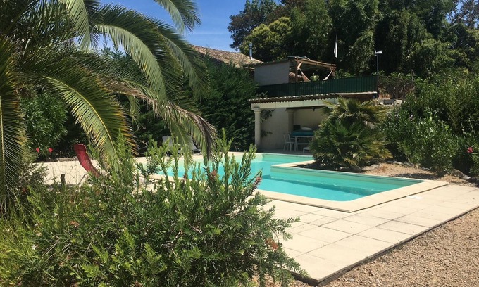 Saint-Martin-d'Ardeche House | Villa de Style Romain Avec Terrasses et Grand Parc. Plage à Proximité