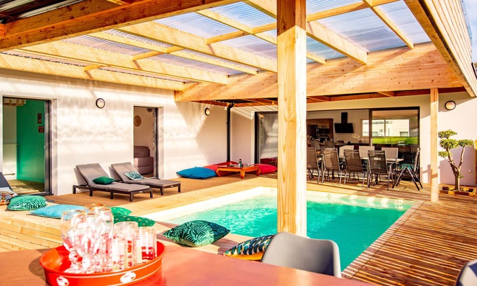 Saint-Alban House | Villa Dré Avec Piscine 15 Personnes Sur La Côte