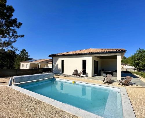Salavas House | Villa Dyane