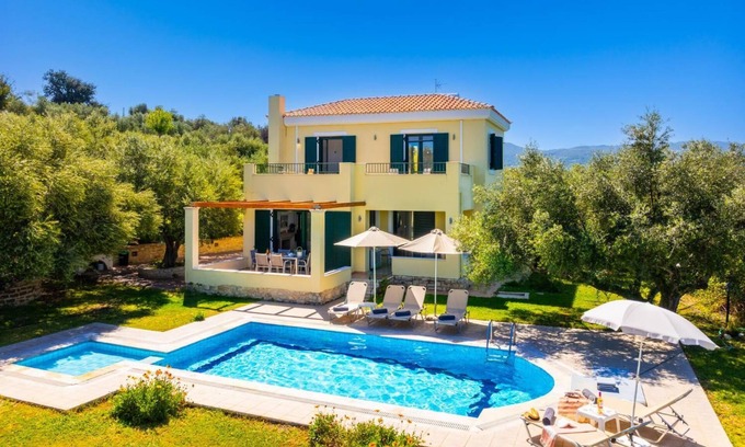 Pigianos Kampos Villa | Villa Eleni Helios - Three Bedroom Villa, Sleeps 7