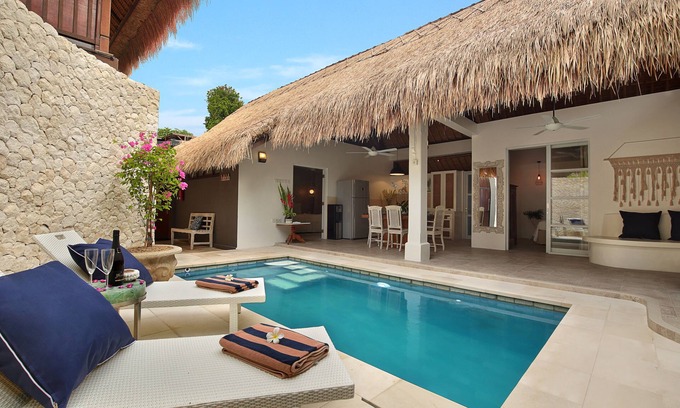Central Seminyak Villa | Villa Elleo
