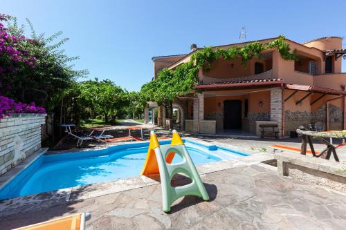 Giorgilorio Villa | Villa Erika with private pool and garden - Happy Rentals