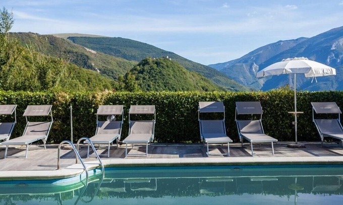 Piobbico Villa | Villa Eufemia - Country farmhouse with pool