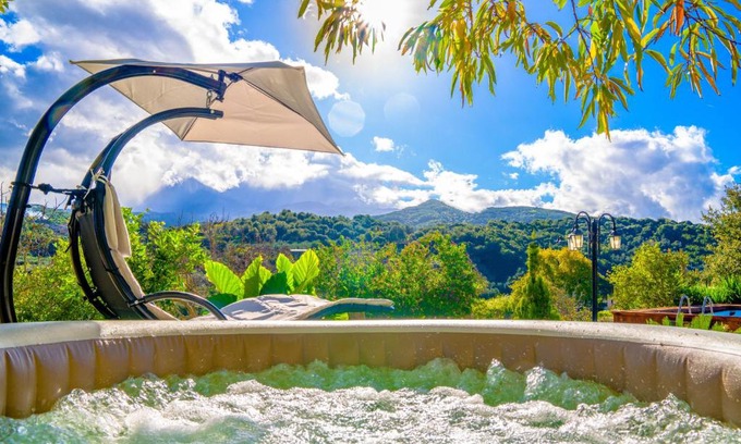 Mylopotamos Villa | Villa Fisi 1 and Wellness