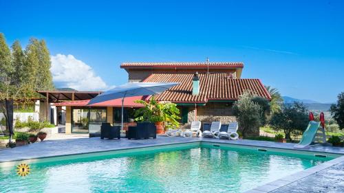 Perdaxius Villa | Villa Gambula - Relax and Pool