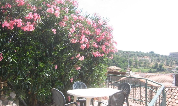 Cori House | Villa Garibaldi. Beautiful mountain town in wine area ½ hour from Rome and beach