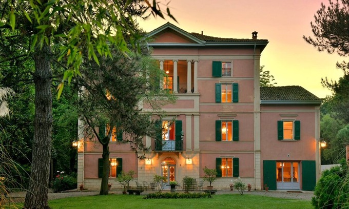 Ponte Samoggia Villa | Villa Gessa: A Paradise of Peace Just Steps from Bologna