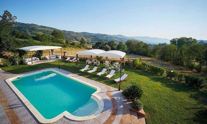 Giungano Villa | Villa Giuncalia Grande: A welcoming two-story age-old farm house surrounded by the greenery, with Free WI-FI.