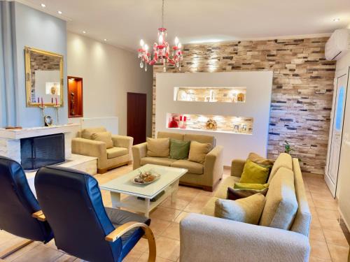 Gomfoi Apartment | Villa Gomfoi Trikala - Smart Town BnB