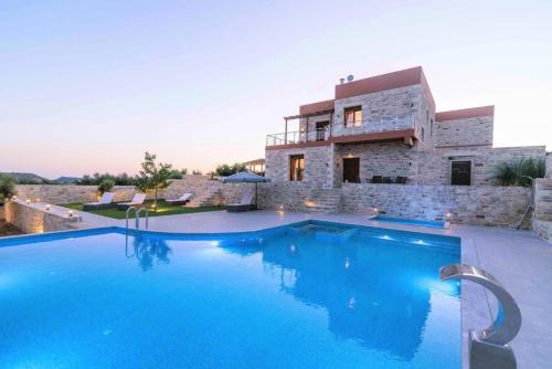 Kamilari Villa | Villa Harmony in Kamilari and Villa Joy in Kamilari