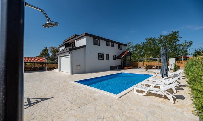 Zemunik Donji Apartment | Villa Heaven Apartment - Airport Zadar