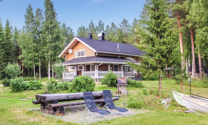 Pieksamaki House | Villa Hermanni by Interhome