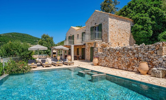 Skala Villa | Villa Hlazeika by Villa Plus