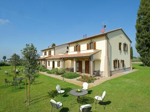 Cannara Villa | Villa in Cannara with Pool near Assisi