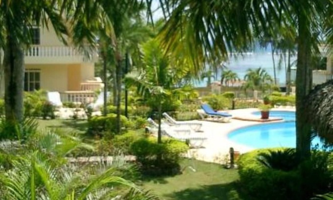 Boca Chica Villa | Villa in front of the beach of Boca Chic in beautiful residential area