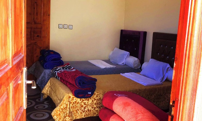 Tata Bed & Breakfast | Villa in Tata City - Spacious 6-bedroom with Private-Badroom/Shower